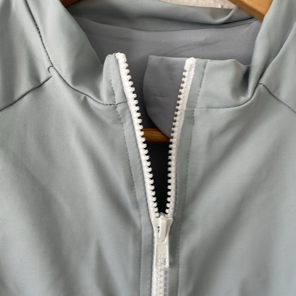 Skims Sporty Zipper Swim Bikini - Picture 4 of 10